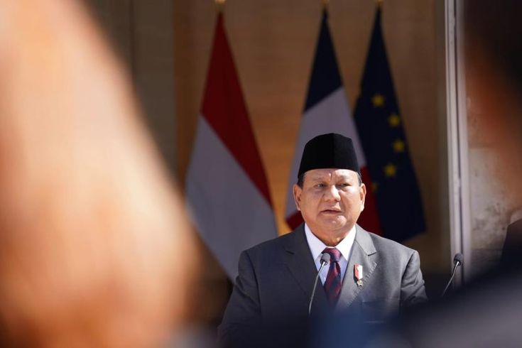 Prabowo Pamer Kakinya Yang Sudah Sembuh