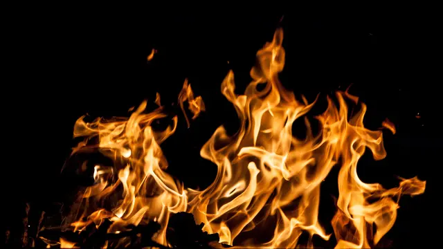 Pengakuan Suami yang Bakar Rumah Istri